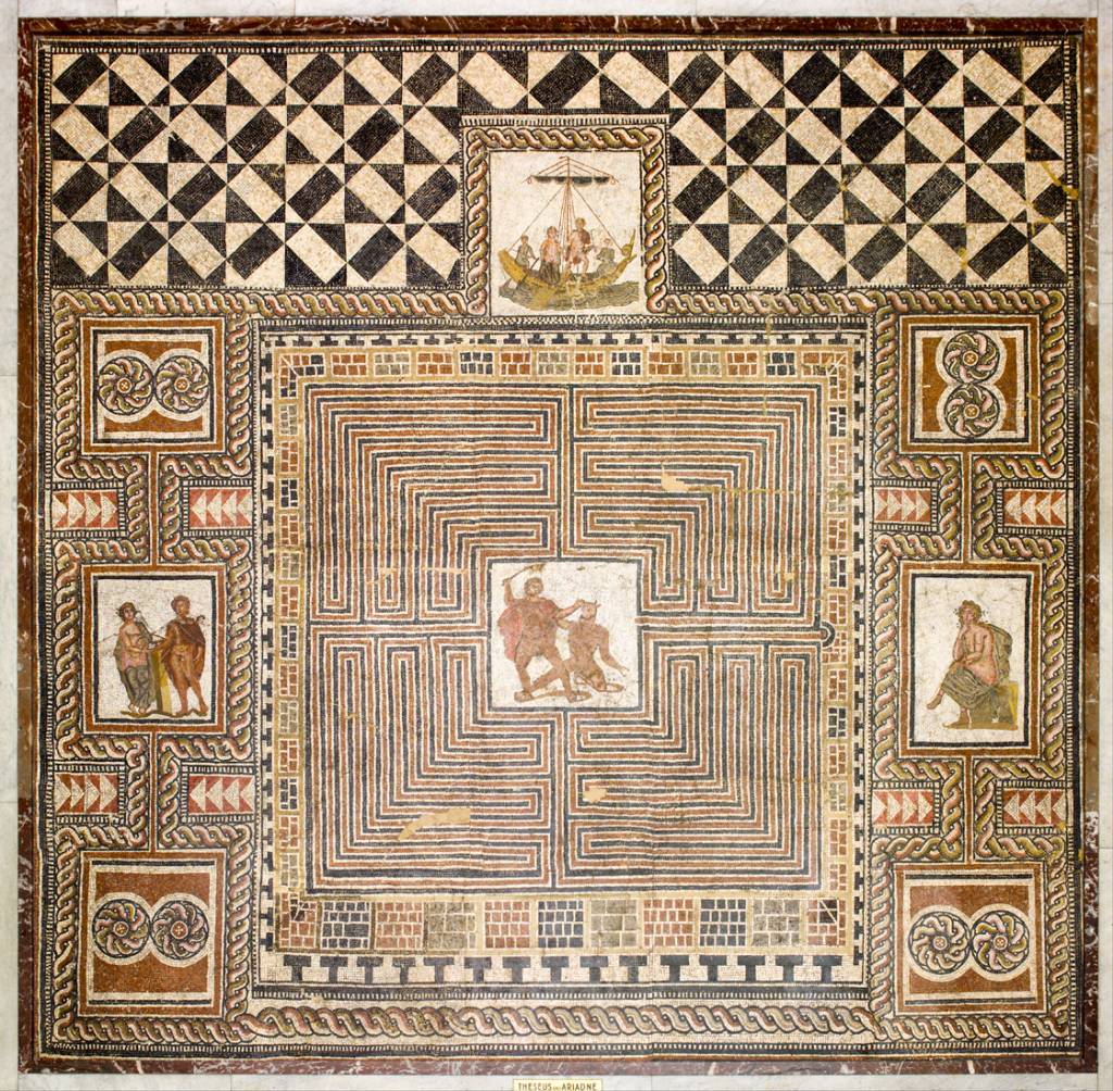 Theseus_Mosaic_-_Google_Art_Project.jpg MITO PRESERVADO - Mosaico em vila romana recria a lenda: tragédia grega