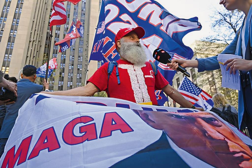 apoio-2—24107093321652.jpg RADICAIS - Manifesto político nos EUA: movimento feroz contra o ativismo