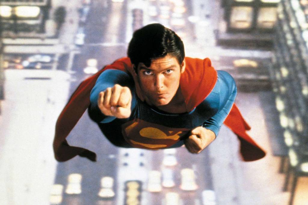 A volta em grande estilo do astro Christopher Reeve aos cinemas