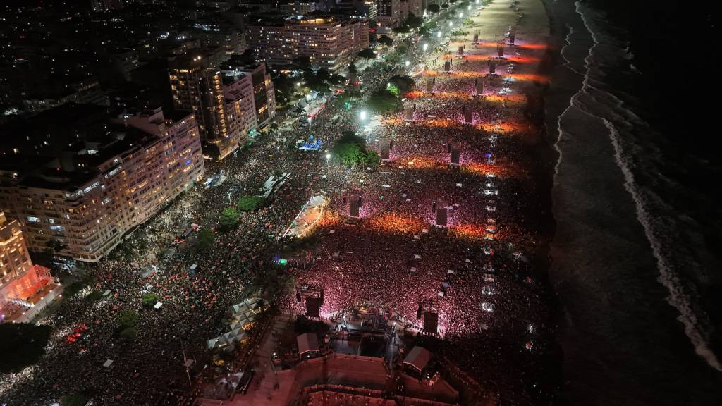 BBC questiona cálculo de público em show de Lady Gaga e Paes reage