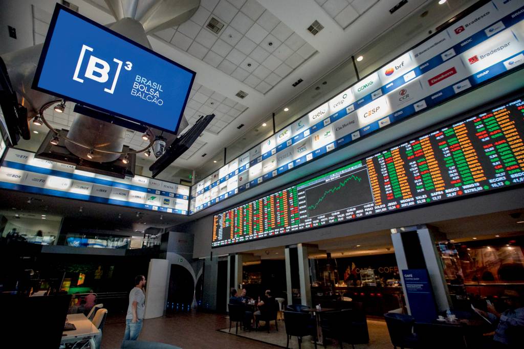 Bovespa hits new record RECUPERAÇÃO? - Bolsa de valores: juros americanos mais baixos são estímulo