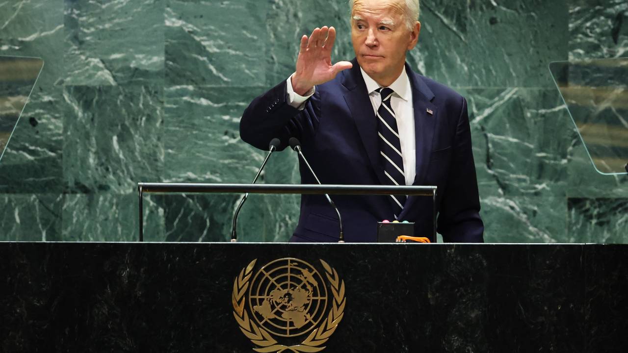 NEW YORK, NEW YORK - SEPTEMBER 24: U.S. President Joe Biden waves as he leaves the stage during the United Nations General Assembly (UNGA) at the United Nations headquarters on September 24, 2024 in New York City. World leaders convened for the General Assembly as the world continues to experience major wars in Gaza, Ukraine and, Sudan along with a threat of a larger conflict in the Middle East. Michael M. Santiago/Getty Images/AFP (Photo by Michael M. Santiago / GETTY IMAGES NORTH AMERICA / Getty Images via AFP)