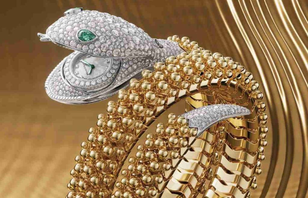 Favorito de Zendaya, relógio serpenti da Bulgari ganha sons que imitam cobra