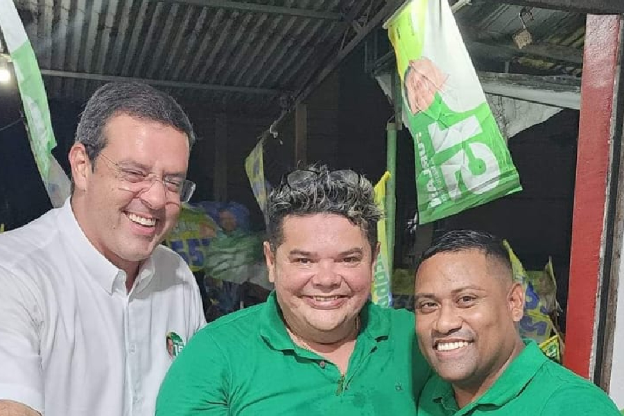 furlan-jesaias-cacula (1) O prefeito de Macapá, Dr. Furlan, em evento de campanha com Jesaias Silva e Caçula