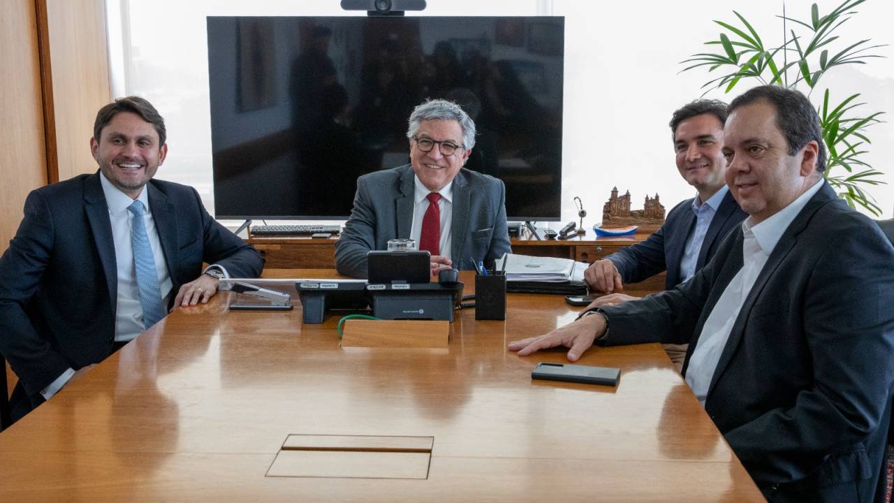 Juscelino Filho, Alexandre Padilha, Celso Sabino e Elmar Nascimento: reunião no Palácio do Planalto