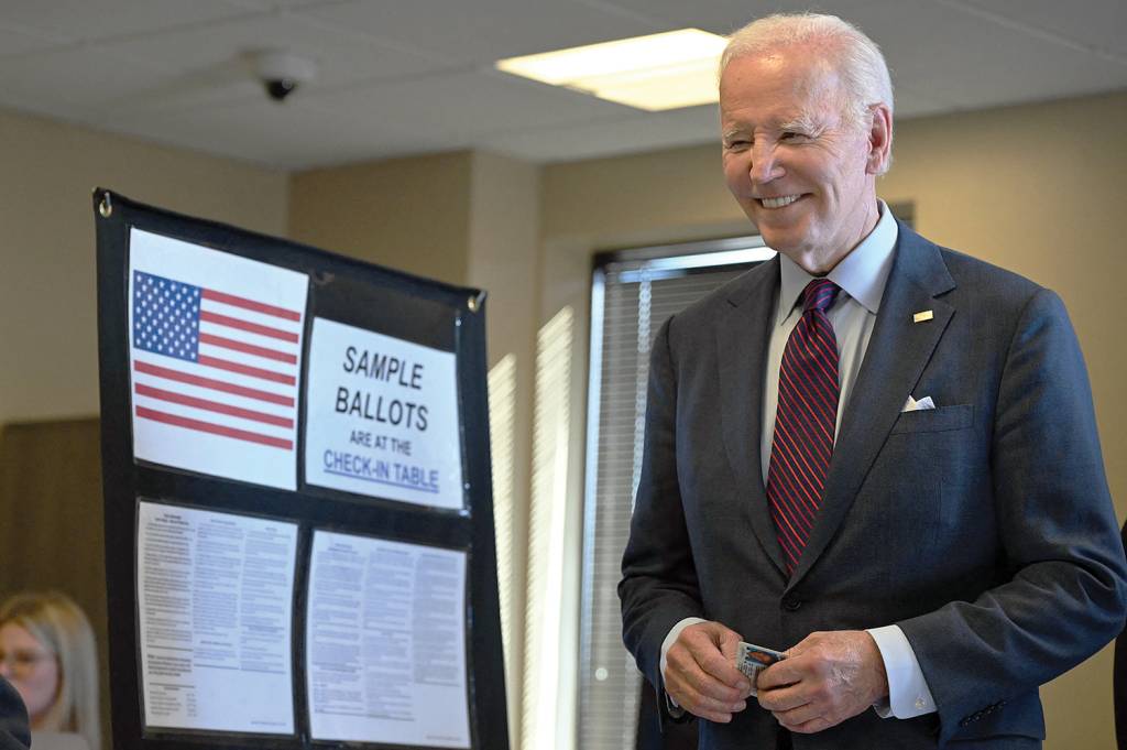 000_36L37BG DISTÂNCIA - Joe Biden e sua herança: a vice faz o que pode para se despregar da fama de má gestão da economia