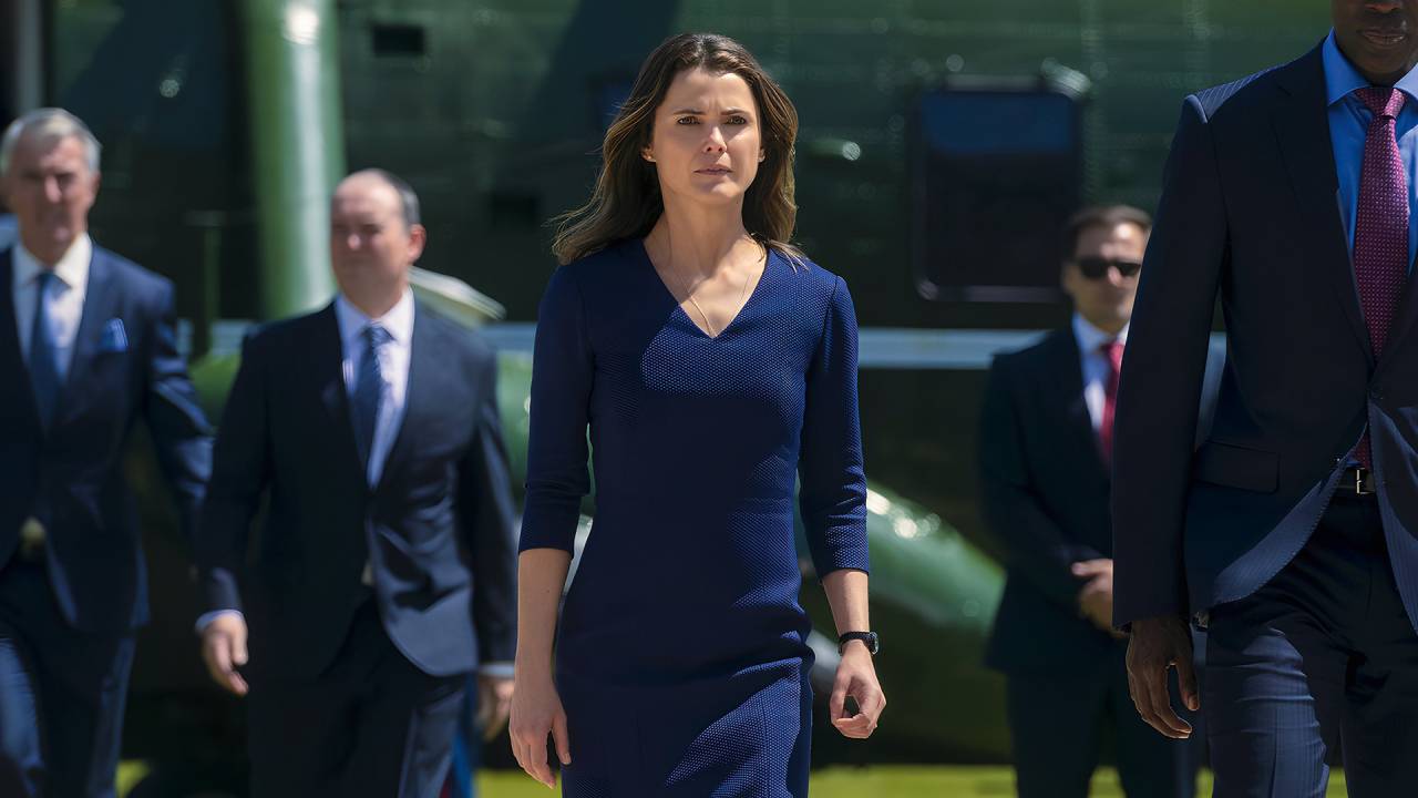 NÚMERO 1 - Keri Russell como Kate: a promoção a colocou acima do cônjuge