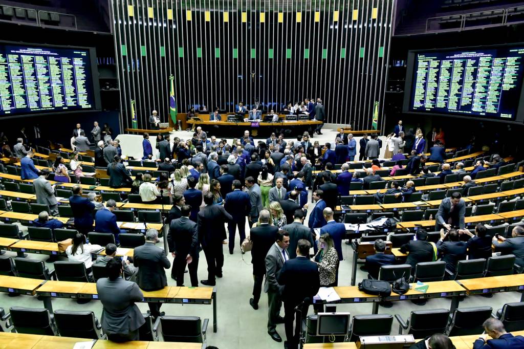 Os desafios do governo Lula na última semana de votações no Congresso