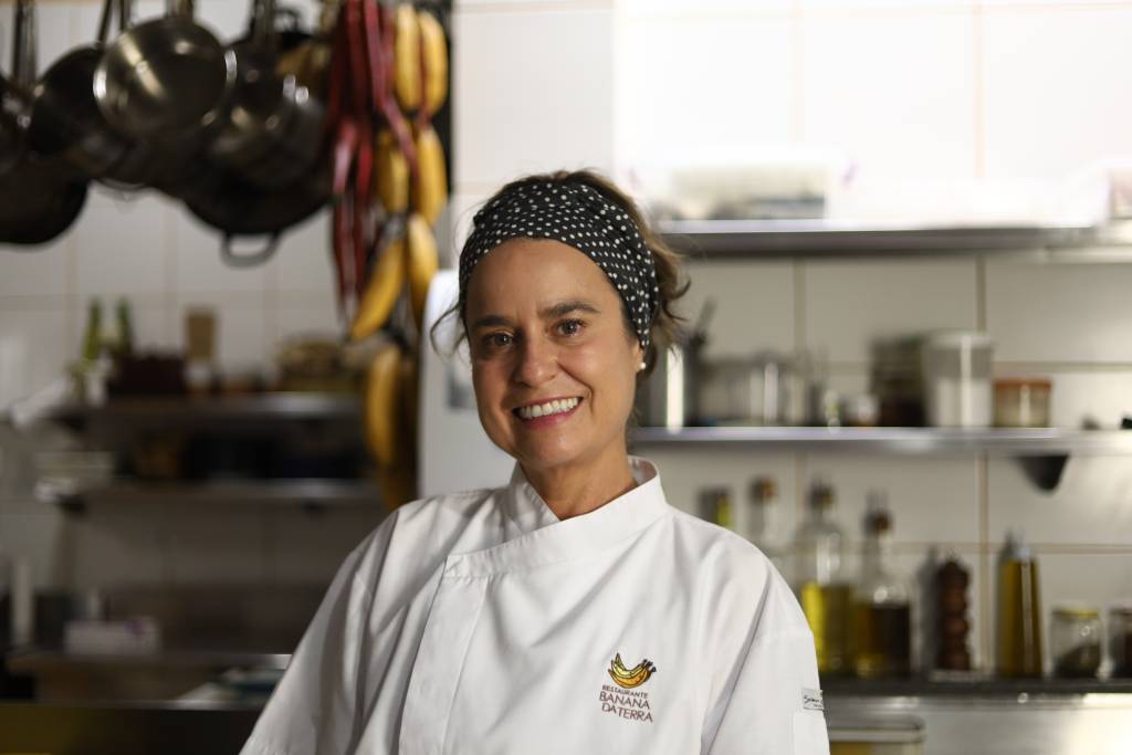 A chef que virou sinônimo de ‘boa mesa’ em Paraty