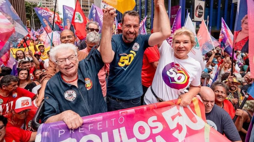 Boulos é acompanhado por Marta e ministros de Lula em ato pré-eleição