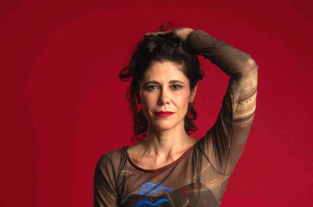 Atriz Juliana Martins