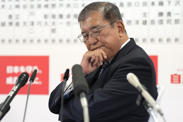 O primeiro-ministro do Japão, Shigeru Ishiba, durante coletiva de imprensa na sede do Partido Liberal Democrata, em Tóquio. 27/10/2024