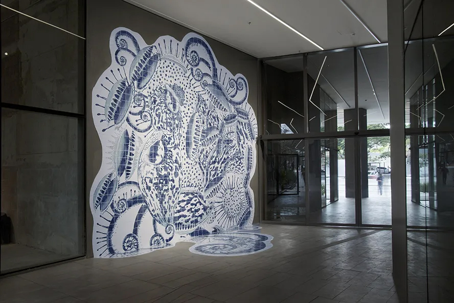 jfl-1-campana-fernando-laszlo Irmãos Campana: instalação com 1,8 mil azulejos pintados à mão para o prédio da JFL Living, em São Paulo, inaugurada em 2023