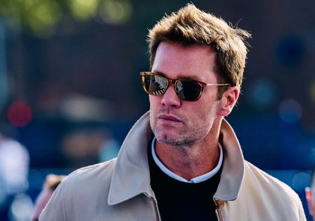 Tom Brady revela que novo cachorro da família é clone do antigo pet