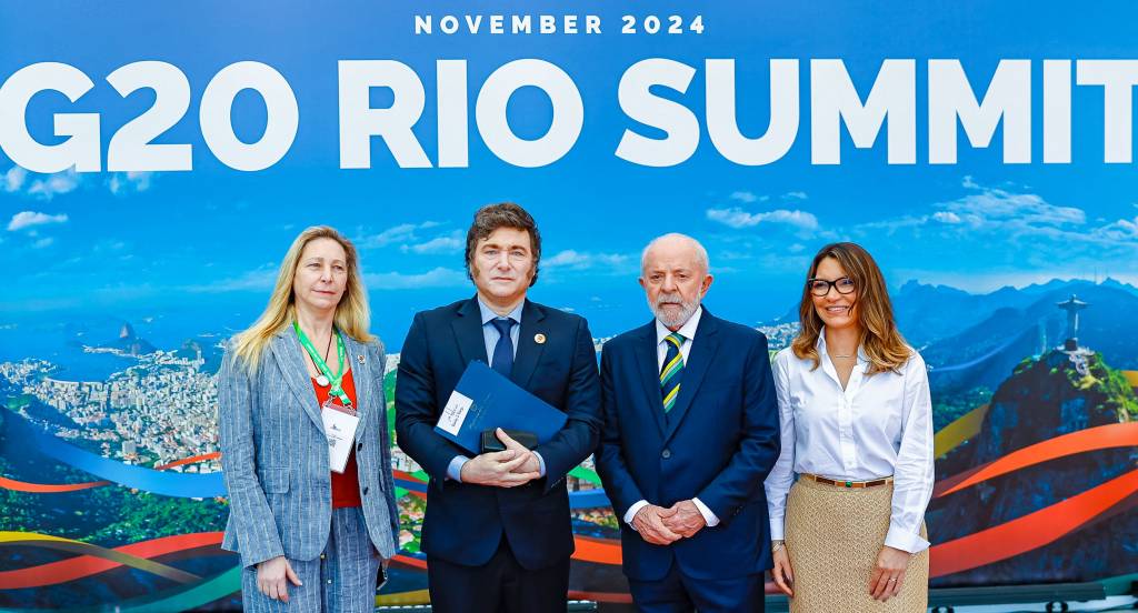 Peso argentino está melhor do que o real em relação ao dólar?