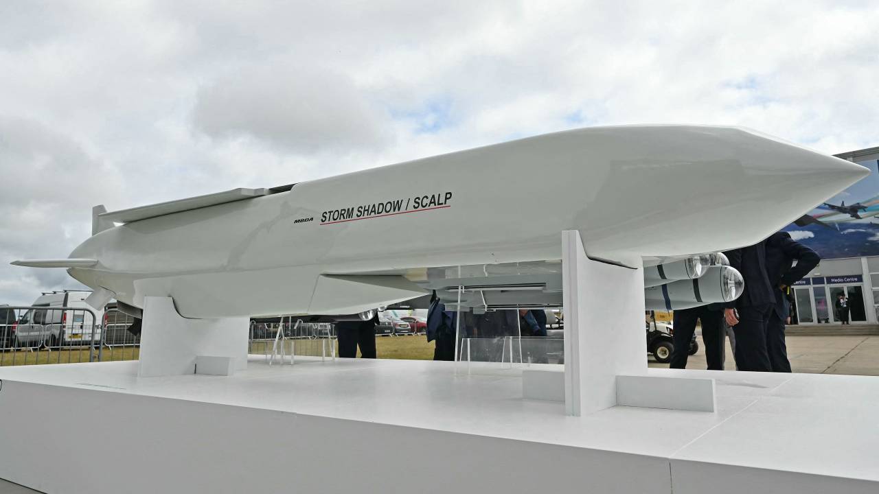 Um míssil Storm Shadow no show aéreo internacional de Farnborough, em Farnborough, Inglaterra, em 22 de julho de 2024