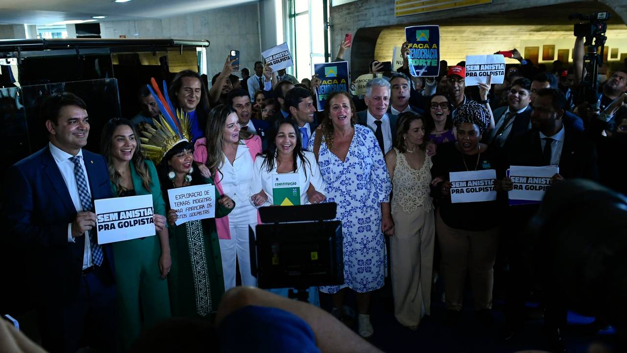 Base lulista da CPMI do 8 de Janeiro