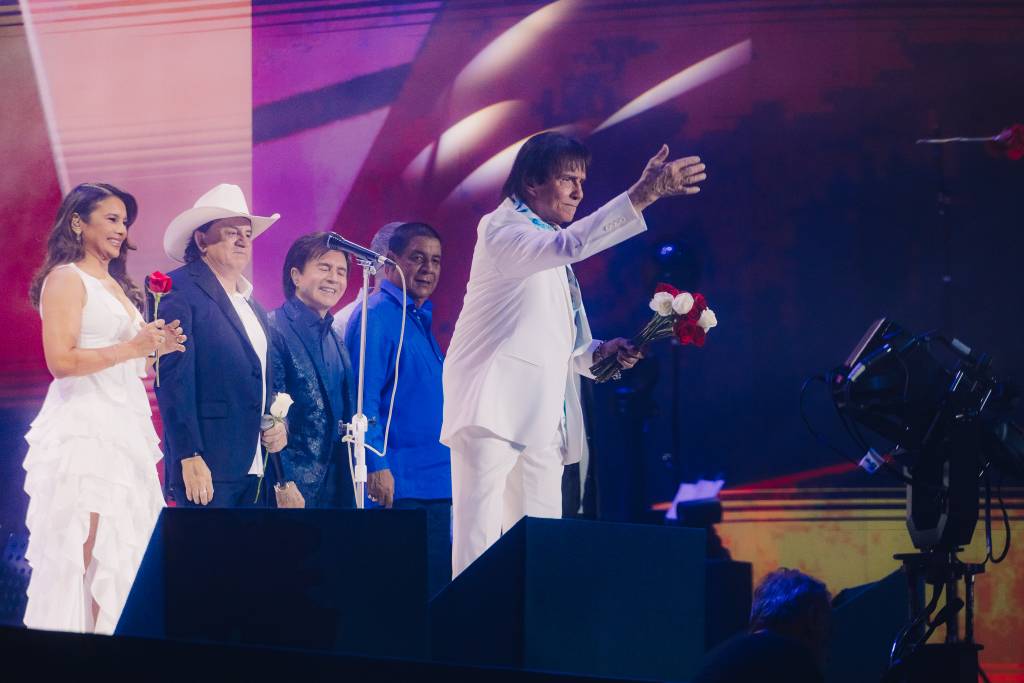Créditos_ @pridiabr (2) Roberto Carlos grava especial de fim de ano no estádio Allianz Parque (27/11/2024)