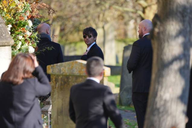 Louis Tomlinson compareceu ao sepultamento de Liam Payne Louis Tomlinson compareceu ao sepultamento de Liam Payne