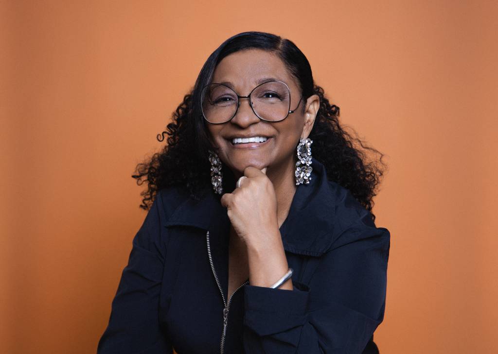 “Nós mulheres pretas já nascemos velhas”, diz Claudia Di Moura