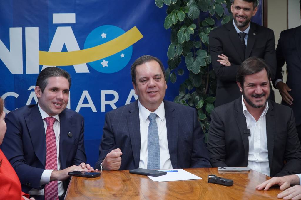 Elmar Nascimento foca em plano por vaga no Tribunal de Contas da União em 2026