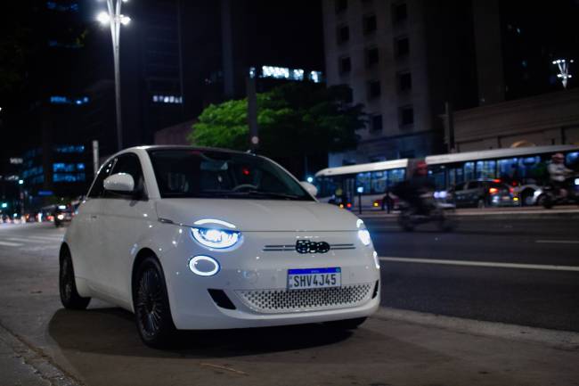 Fiat 500e visual