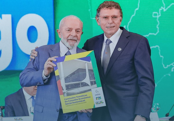 O presidente Lula e Laércio Cosentino, Fundador e Presidente do Conselho do grupo TOTVS, associada à Brasscom