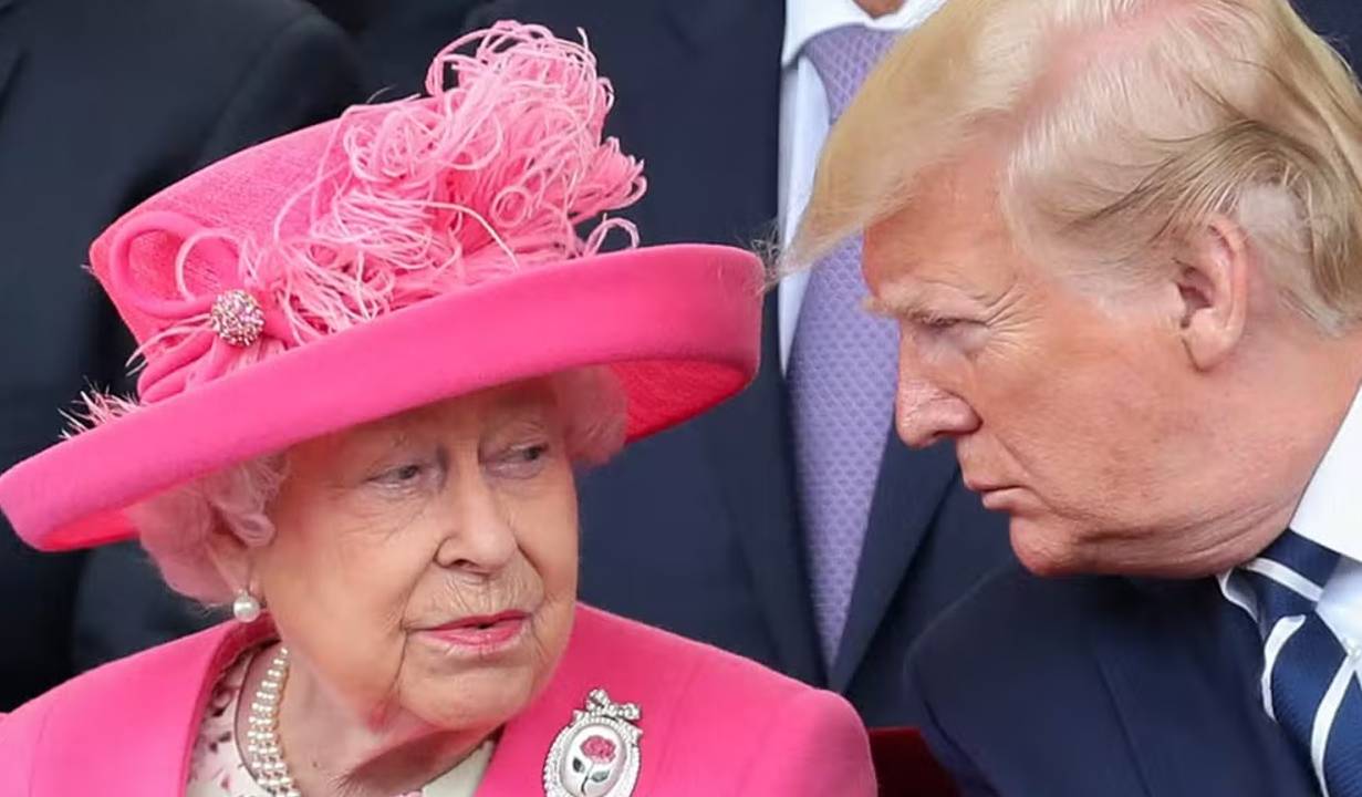 Rainha Elizabeth II e Donald Trump