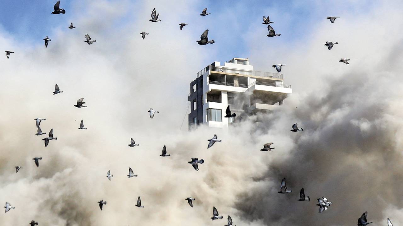 EXPANSÃO - Prédio explode em Beirute: Israel caça inimigos em toda parte