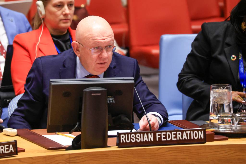 Na ONU, EUA e Rússia trocam acusações por apoio a ‘terroristas’ em conflito na Síria