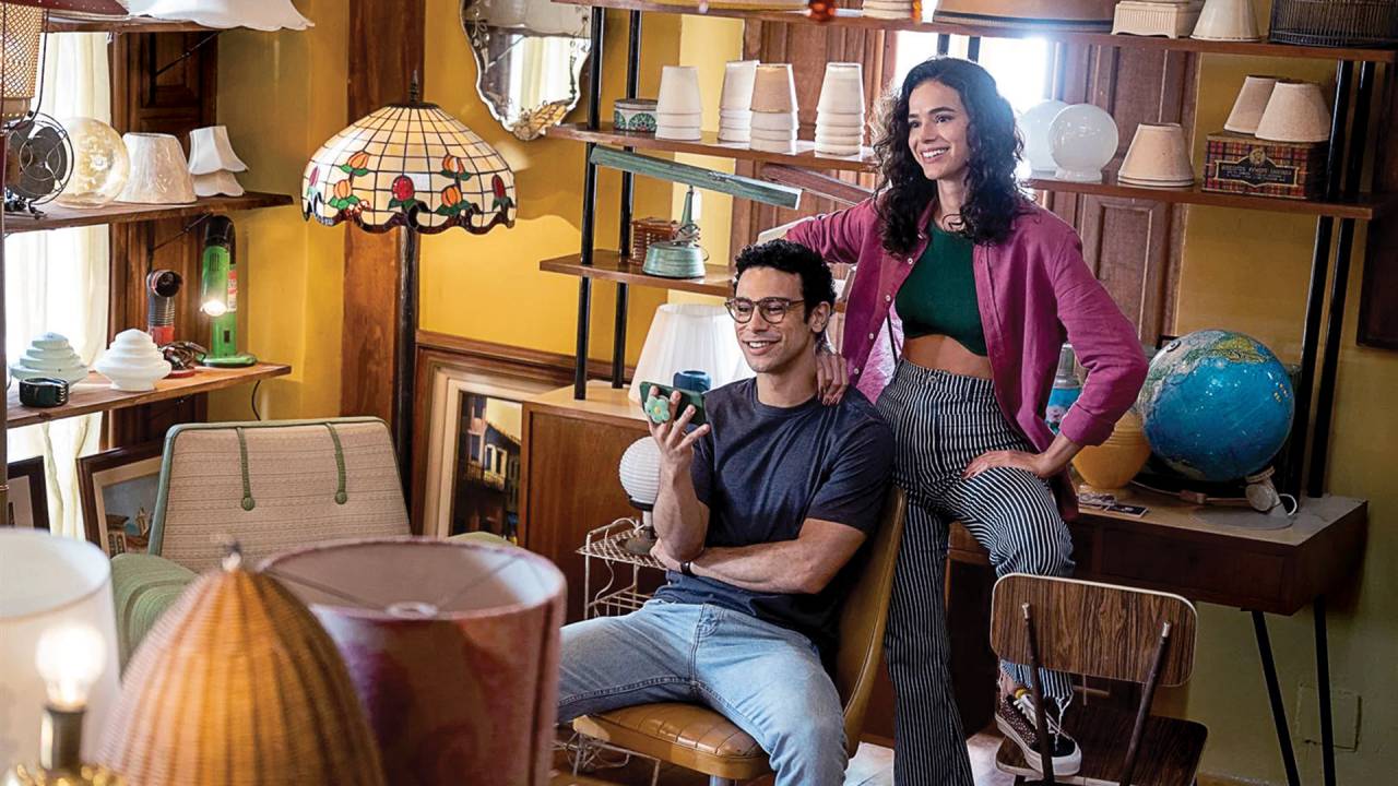 JUVENTUDE - Bruna Marquezine e Sérgio Malheiros: dramas existenciais