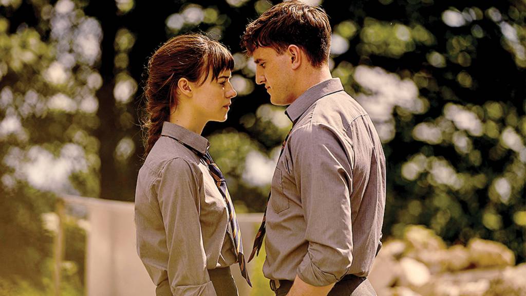 2a-(menor)-NORMAL-PEOPLE-32 ROMANCE - 'Normal People': amor em meio a inseguranças