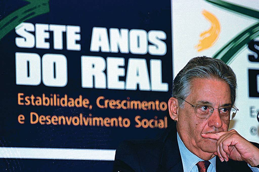 3D-(3)—-O-presidente-Fernando-Henrique-na-solenidade-de-comemoração-dos-sete-anos-do-pla REAL SOB PRESSÃO - FHC: chance de vitória de Lula levou dólar à maior alta da história no fim de seu governo