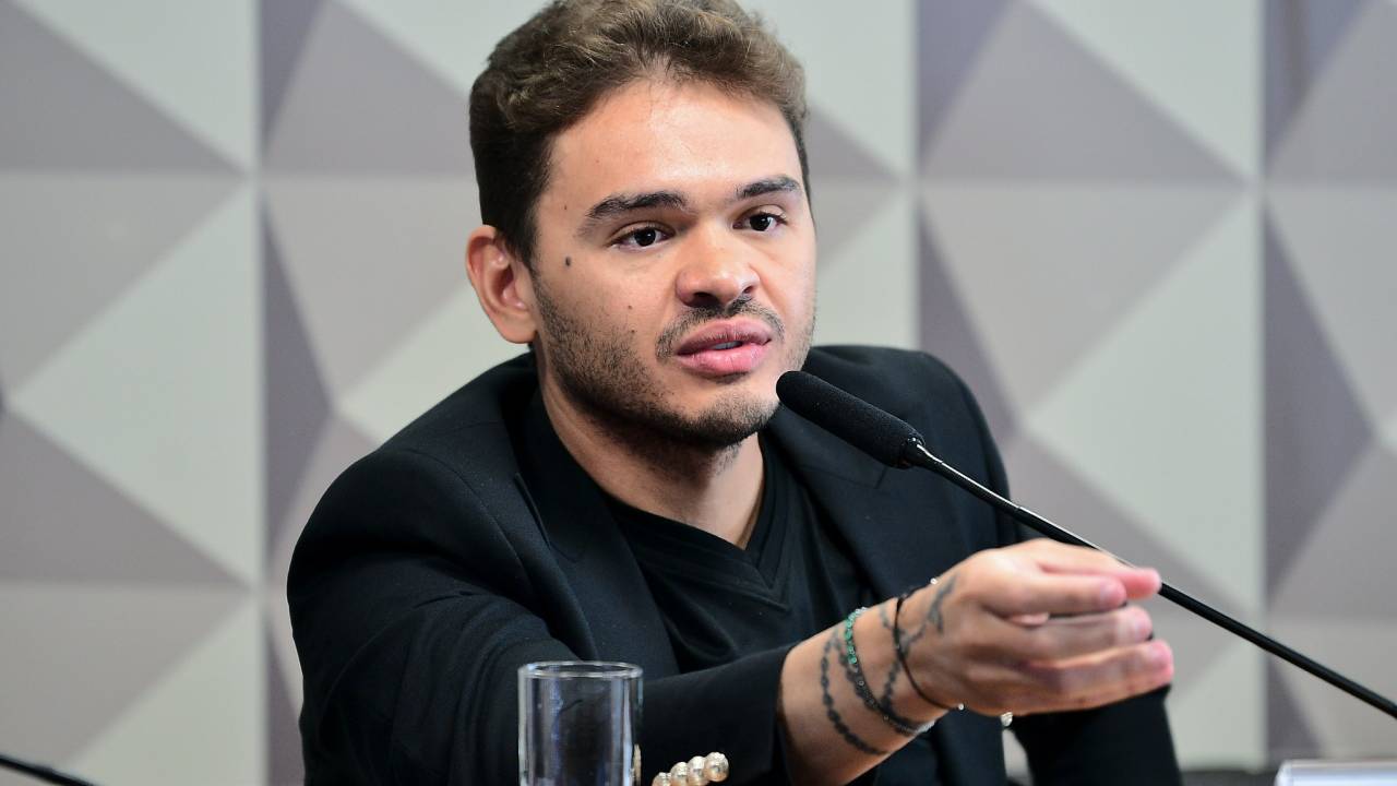 Fernandin OIG durante depoimento à CPI das Bets
