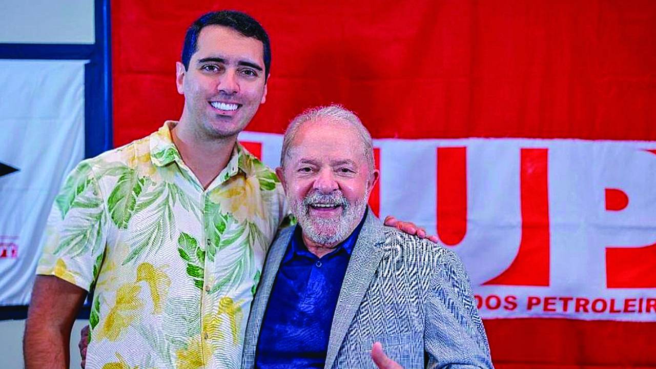 ESTRATÉGIA - Thiago dos Reis com Lula: contas anônimas, propaganda subliminar, notícias falsas e baixarias