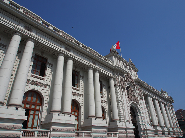 Peru investiga suposta rede de prostituição dentro do Congresso