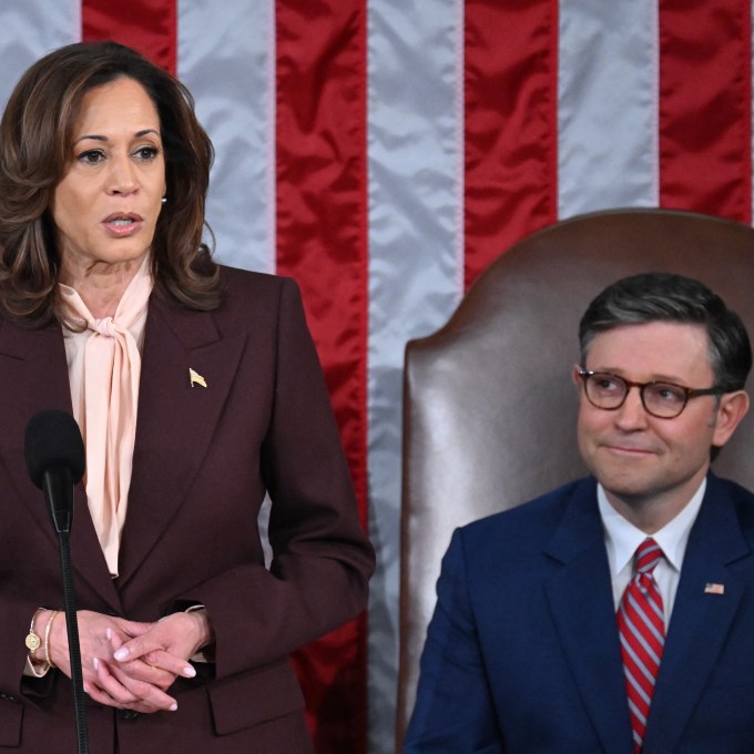 Kamala formaliza vitória de Trump após Congresso certificar resultado eleitoral