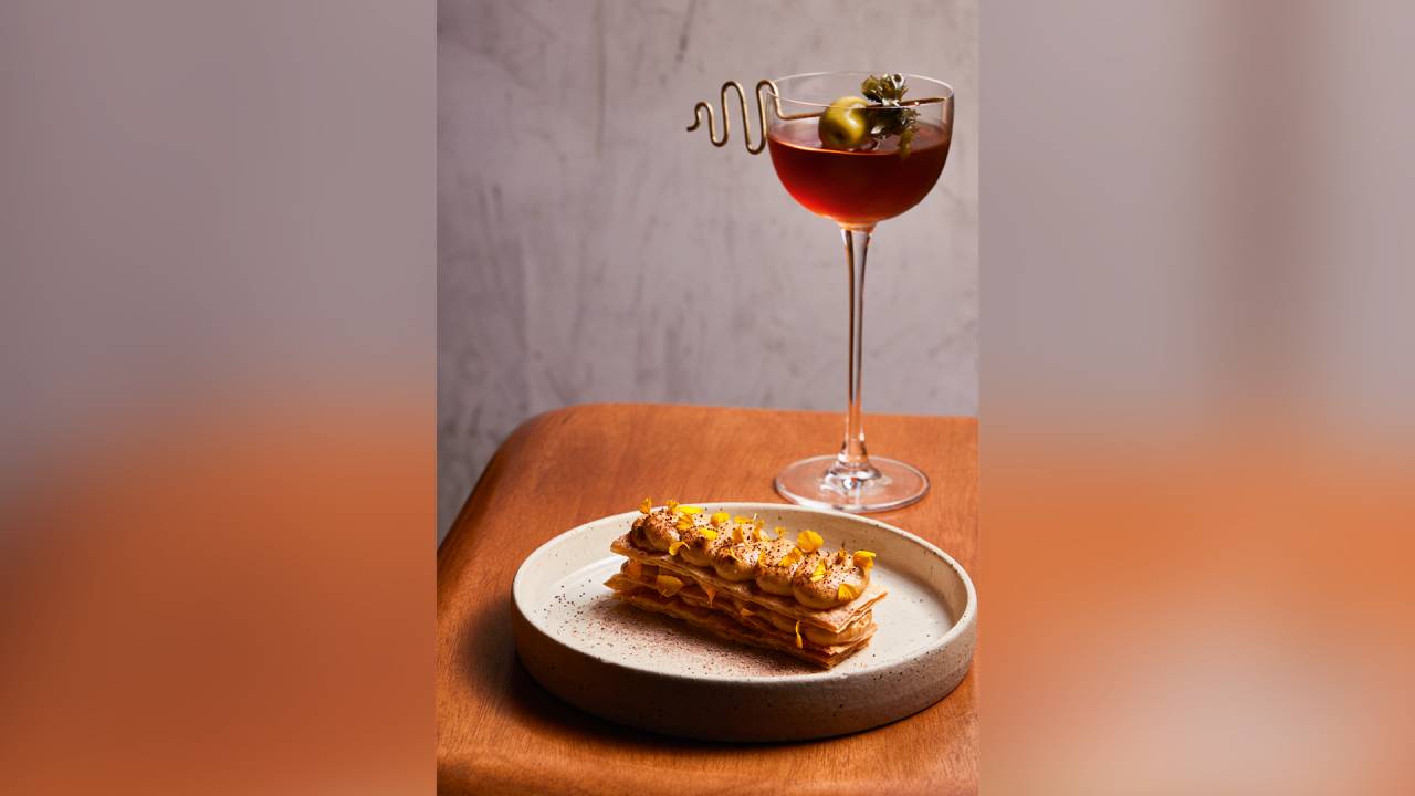 Hanky funky: o drinque com pisco e vermute pode acompanhar uma sobremesa