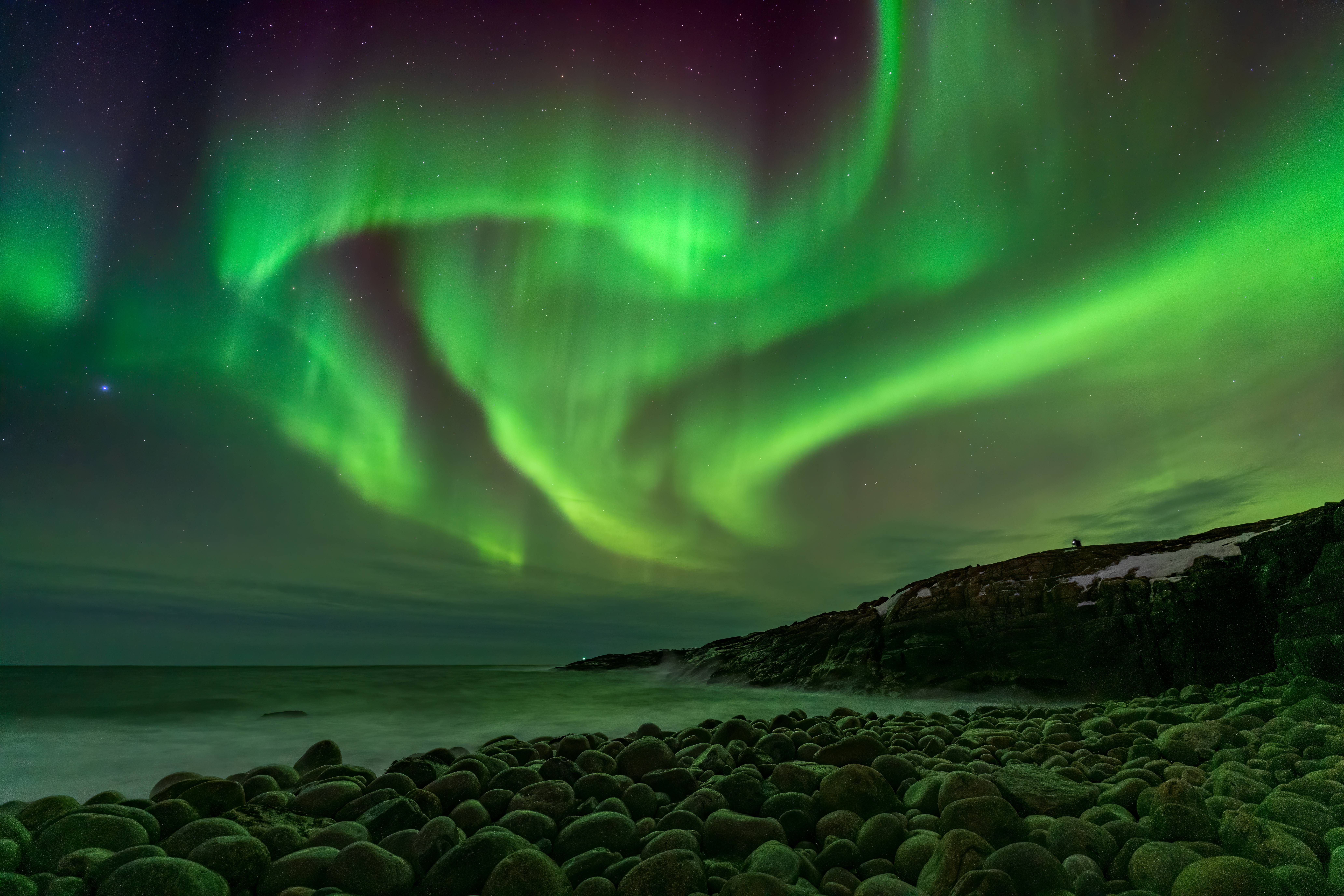 Som misterioso no espaço revela segredos das auroras boreais; escute