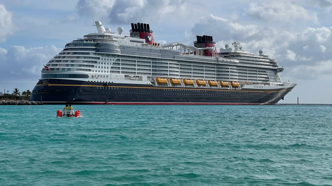 Disney Treasure: sexto navio da frota fez sua viagem inaugural em 21 de dezembro pelo Caribe