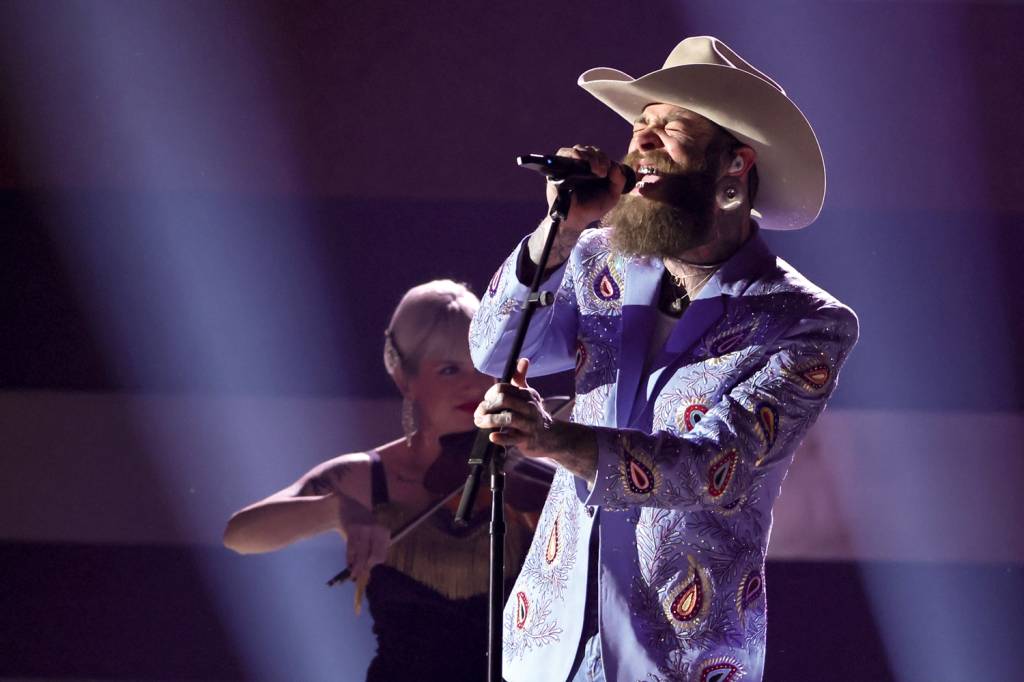 GettyImages-2185842716.jpg AO VIVO - Post Malone: show sertanejo no Brasil no fim do ano passado