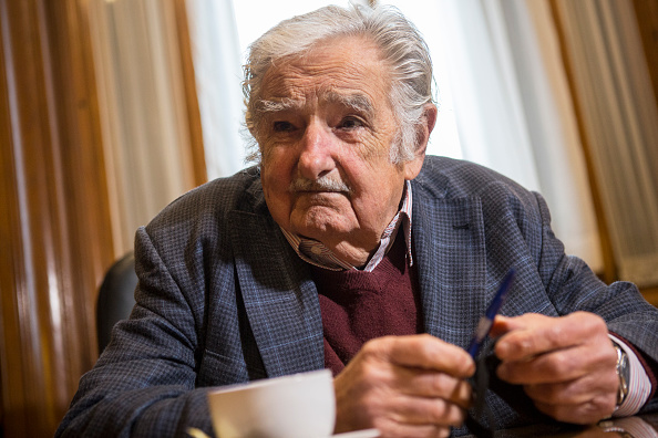 ‘Estou morrendo’: Pepe Mujica revela que câncer se espalhou e reflete sobre o fim