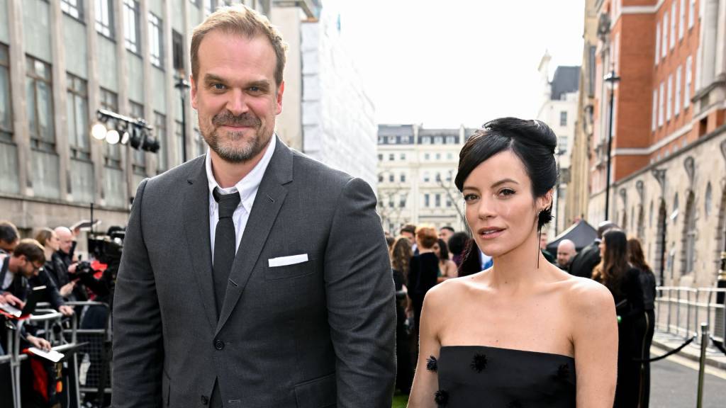 Lily Allen e David Harbour s