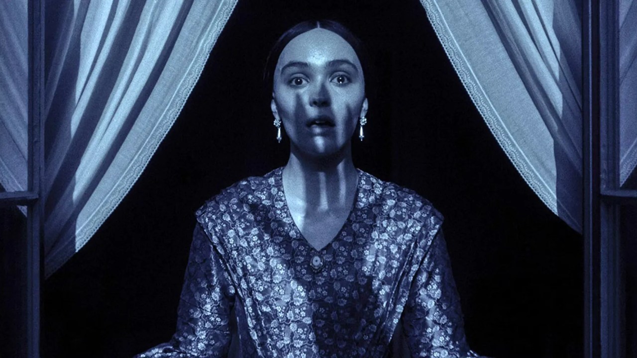 Lily-Rose Depp no filme 'Nosferatu' -