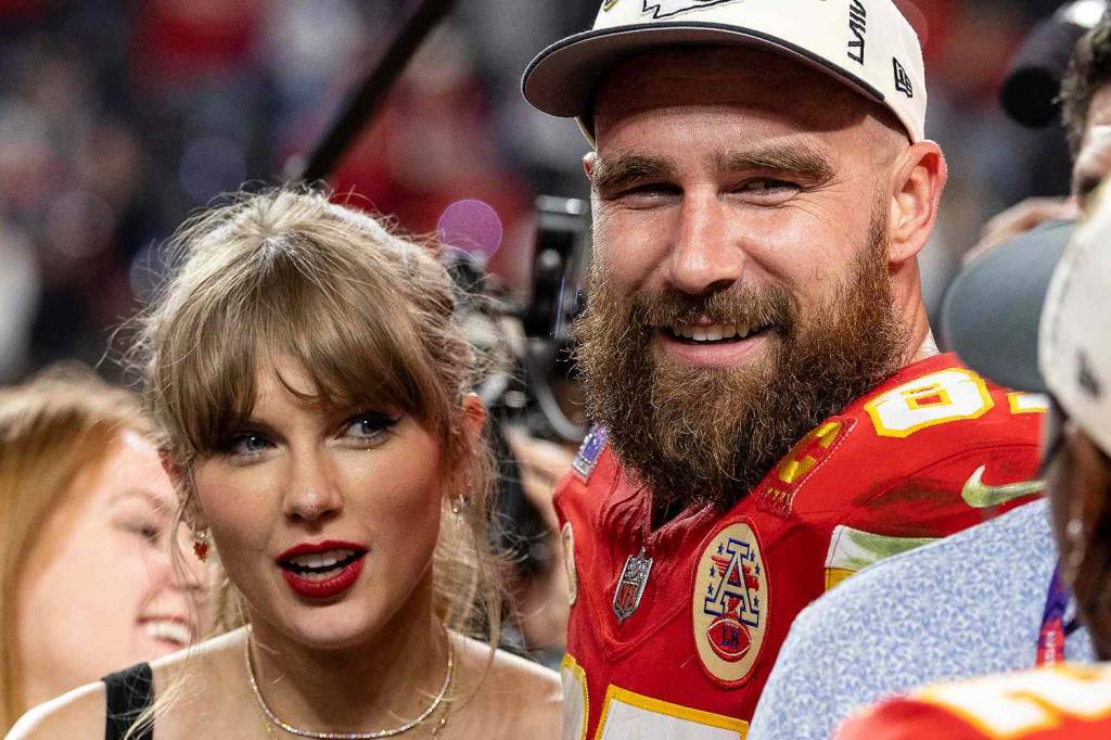Taylor Swift e Travis Kelce cogitam mudar planos de casamento