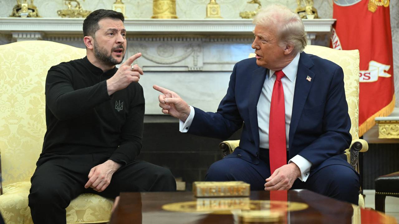 US President Donald Trump and Ukraine's President Volodymyr Zelensky meet in the Oval Office of the White House in Washington, DC, February 28, 2025. Zelensky and Trump openly clashed in the White House on February 28 at a meeting where they were due to sign a deal on sharing Ukraine's mineral riches and discuss a peace deal with Russia. "You're not acting at all thankful. It's not a nice thing," Trump said. "Its going to be very hard to do business like this," he added. (Photo by SAUL LOEB / AFP)