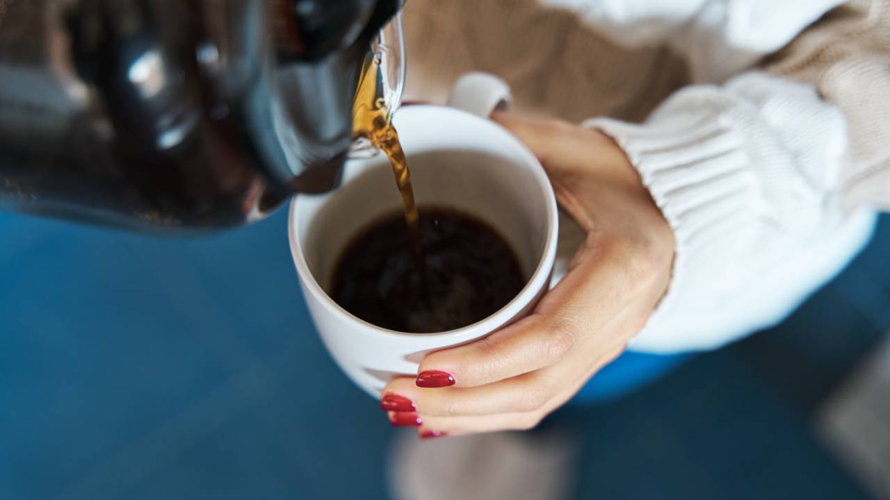 "Café fake" é vendido em embalagens semelhantes ao produto original, mas é uma mistura feita de forma ilegal