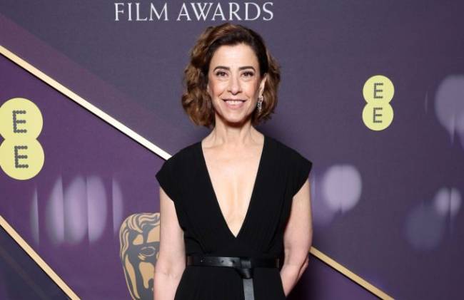Fernanda elegante em Dior alta-costura, feito com exclusividade por Maria Grazia Chiuri, diretora criativa da maison francesa