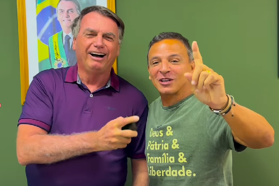 Senador que vai para o PL fez curso de teoria marxista na União Soviética