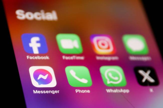 Pesquisa indica que 6 em cada 10 brasileiros apoiam alguma regulamentação das redes sociais, mas proteção da liberdade de expressão divide opiniões